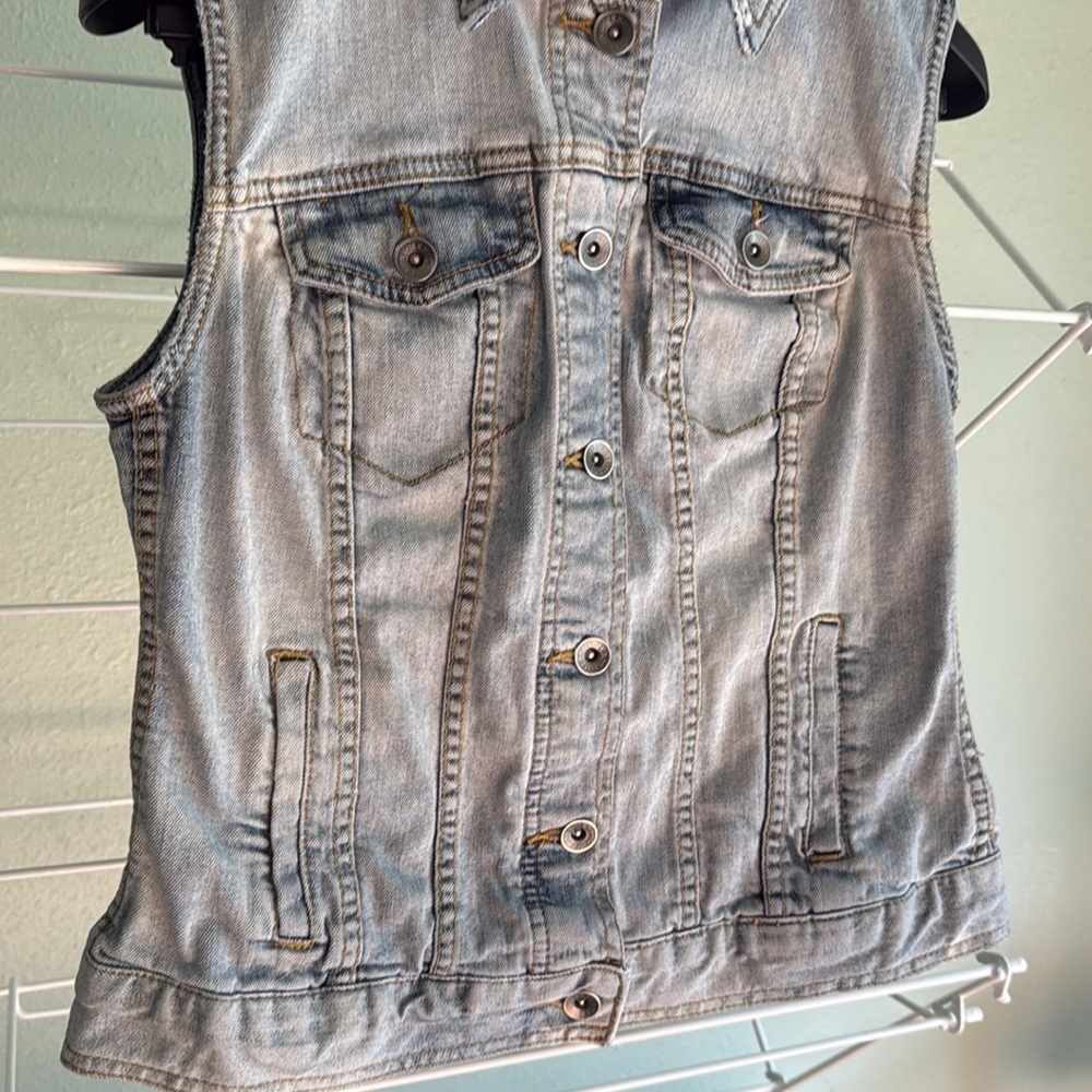 WOMANS SHORT SLEEVE MERONA JEAN JACKET 🧥 SIZE S/P (C4) - Picture 2 of 5